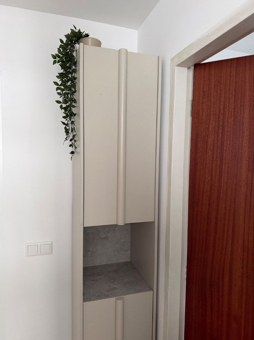 WOOOD Basu Kast Grenen Dust 210x40x42
