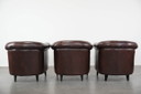 3 fauteuils club Chesterfield classiques en cuir de vachette