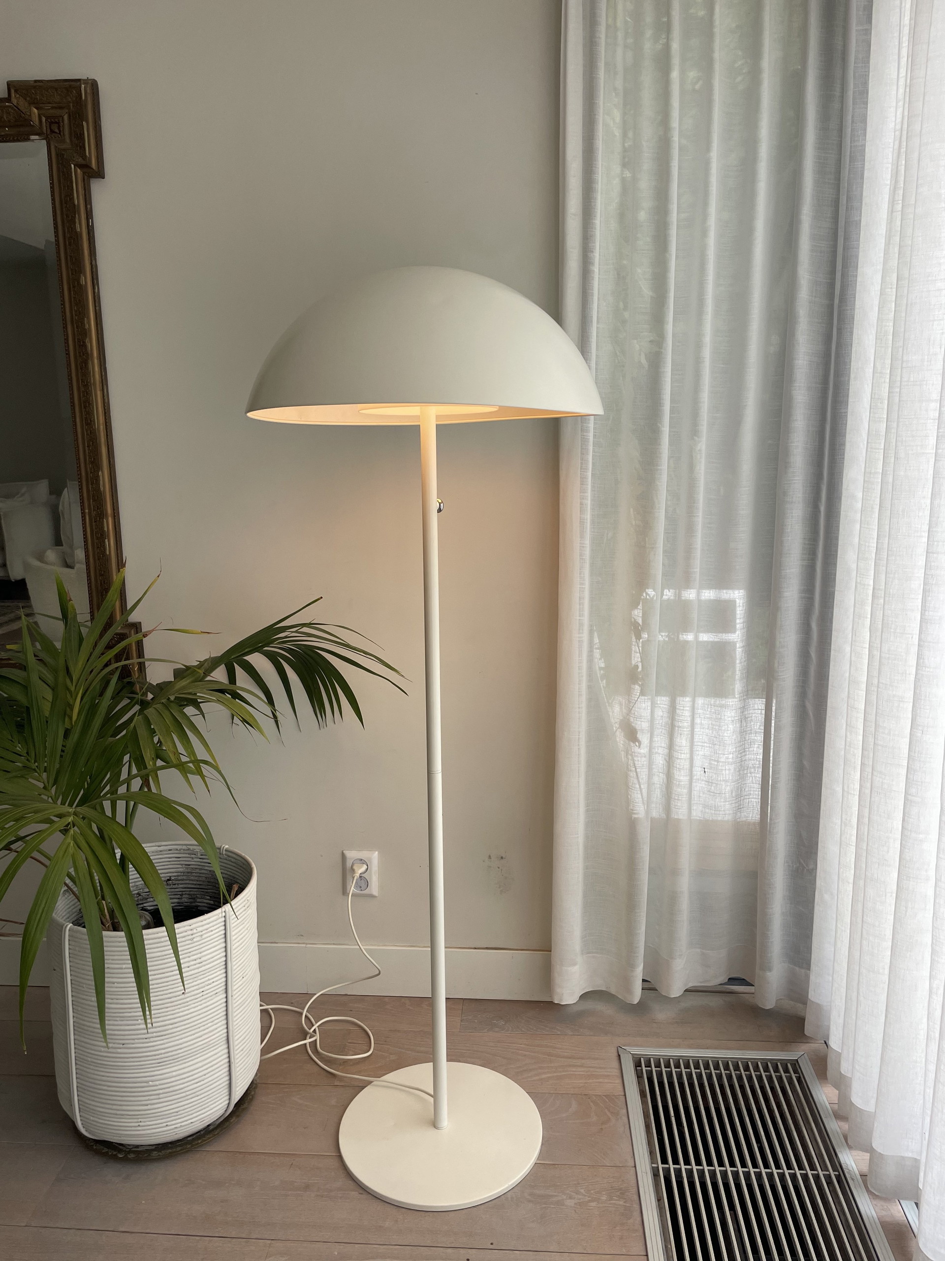 Vintage IKEA brasa mushroom floor lamp | €100 | Whoppah