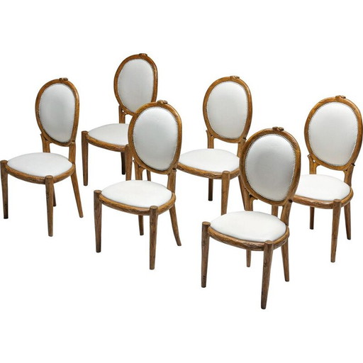 Sedia vintage in legno intagliata a mano, 1960