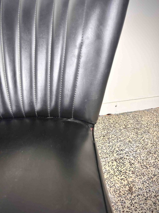 Image 1 of Coppia di poltrone club vintage in skai nero - Anni '50