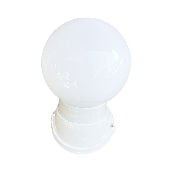 Image 1 of Lámpara de pared industrial blanca Lindner, Alemania, años 60.