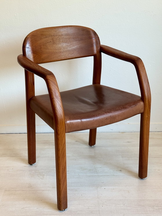 Image 1 of Vintage Deense stoelen van teak met leer