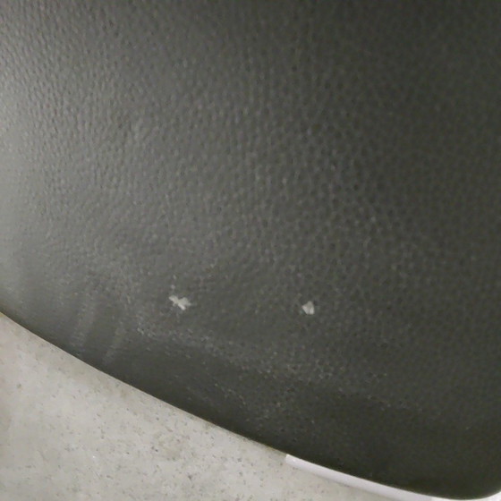 Image 1 of Poltrona Rolf Benz 322 con pouf