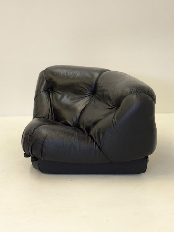 Image 1 of Divano lounge componibile Nuvolone in pelle nera Rino Maturi per Mimo Padova