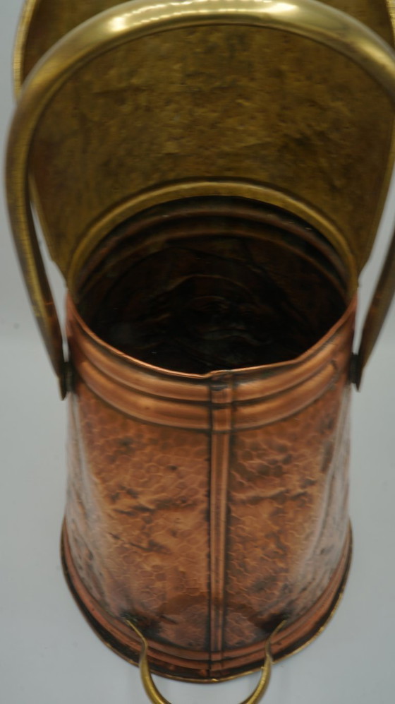 Image 1 of Soporte para paraguas de cobre antiguo, cubo de carbón para pellets, kit de pellets con relieve de Rembrandt