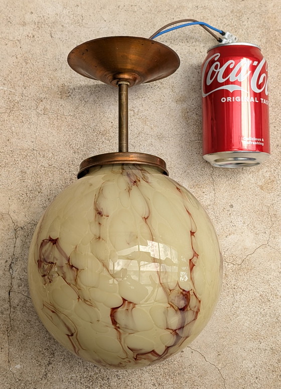 Image 1 of Lampada da soffitto Art Déco con motivo marmoreo.