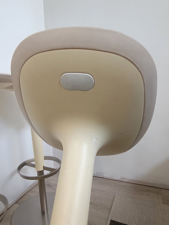 Image 1 of Ensemble de tabourets Babar par Simon Pengelly pour Arper 2006