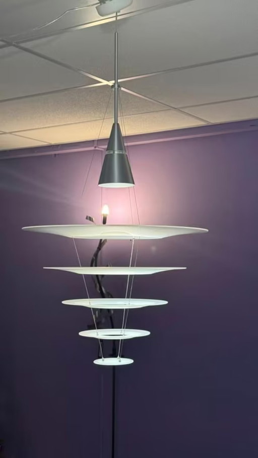 Enigma di Louis Poulsen