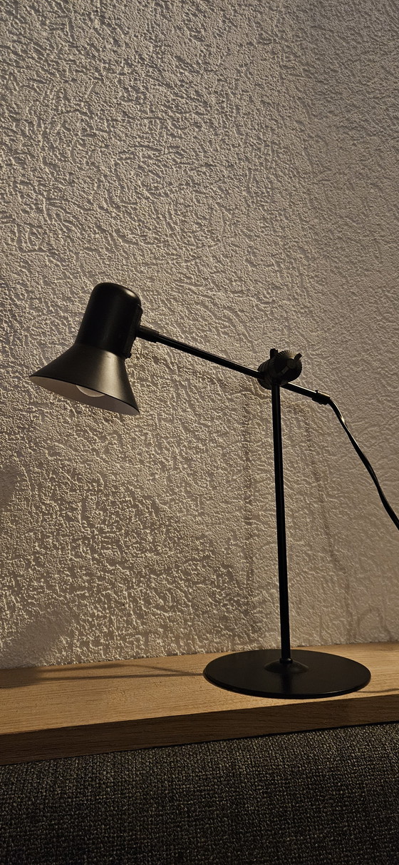 Image 1 of Veneta lumi desk/table lamp massive