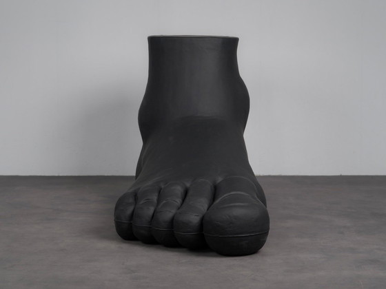 UP7 Foot Sculpture by Gaetano Pesce for B&B Italia, Italy, 2000s – Decorative Objects, Plastic, Vintage (photo 3 of 9)