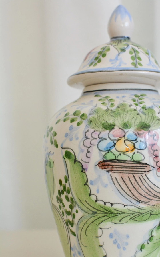 Vaso Potiche Floreale Vintage Alcobaça, Ceramica Portoghese Dipinta a Mano, Anni '70 – Vasi, Porcelain, Rustic (photo 3 of 6)