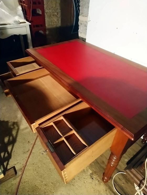 Louis Philippe style walnut desk. – Leather, Vintage (photo 7 of 16)