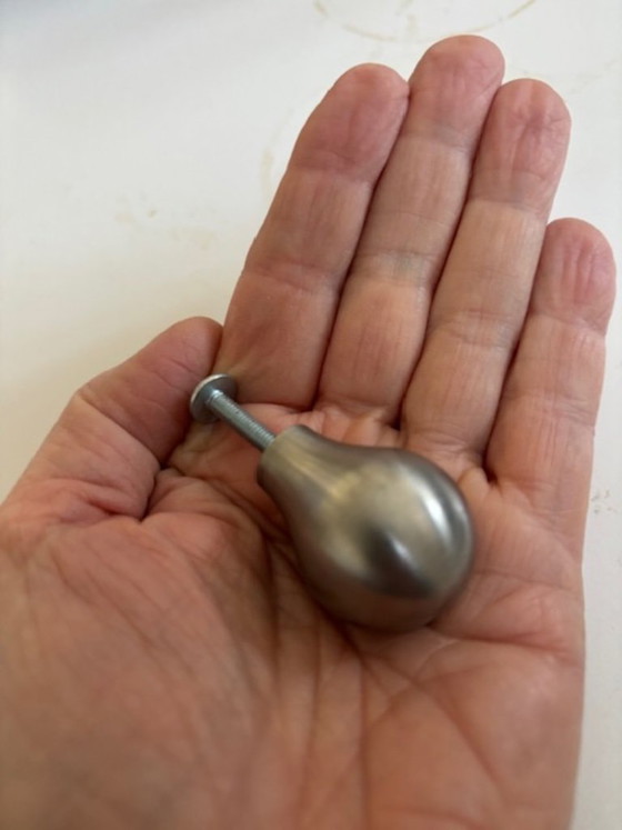 Image 1 of 12 pomos para muebles FSB de Jasper Morrison