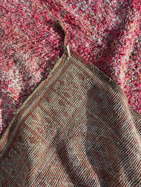 Image 1 of Authentiek roze Marokkaans vintage Boujad Berber wollen tapijt 210x300 cm