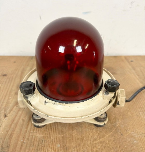 Image 1 of Applique murale ou plafonnier vintage beige en forme de navire soviétique, années 1960