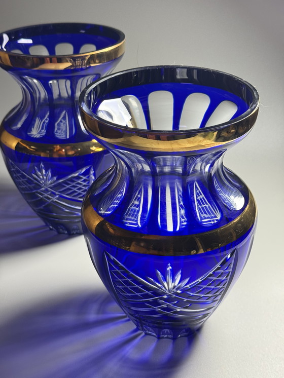 Image 1 of A pair of crystal vases 
