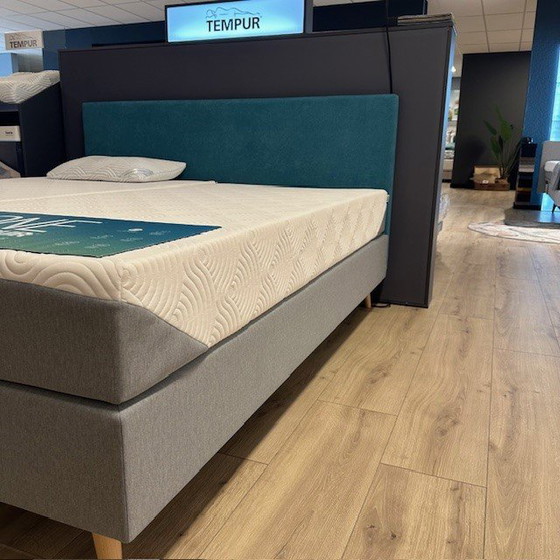 Image 1 of TEMPUR One Graphic box spring - 180x200