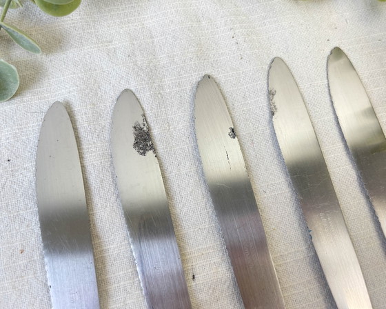 6 couteaux vintage en Bakélite ivoire France – Accessoires de table (photo 10 of 14)