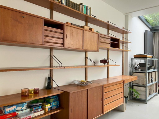 Sistema de paredes modulares Poul Cadovius