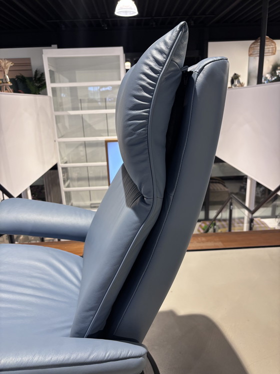 Image 1 of Stressless Aura recliner