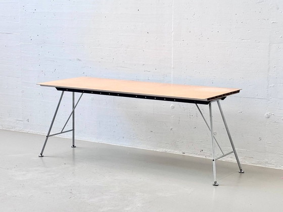 Atelier Alinea office desk with metal frame – Dining tables, Wood (photo 12 of 15)