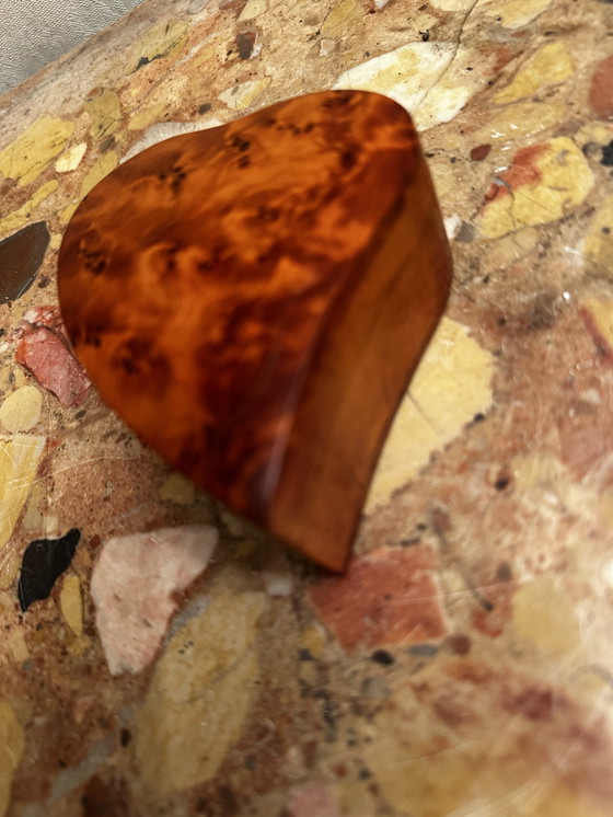 Image 1 of Caja en forma de corazón - Madera de Thuya