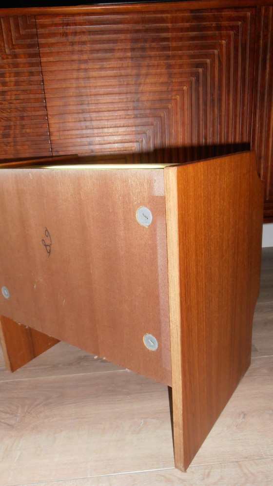 Image 1 of Vintage '50/'60 side cabinet/nightstand with glass & light