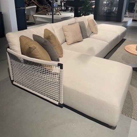 Image 1 of Divano angolare da esterno Tribù Nodi