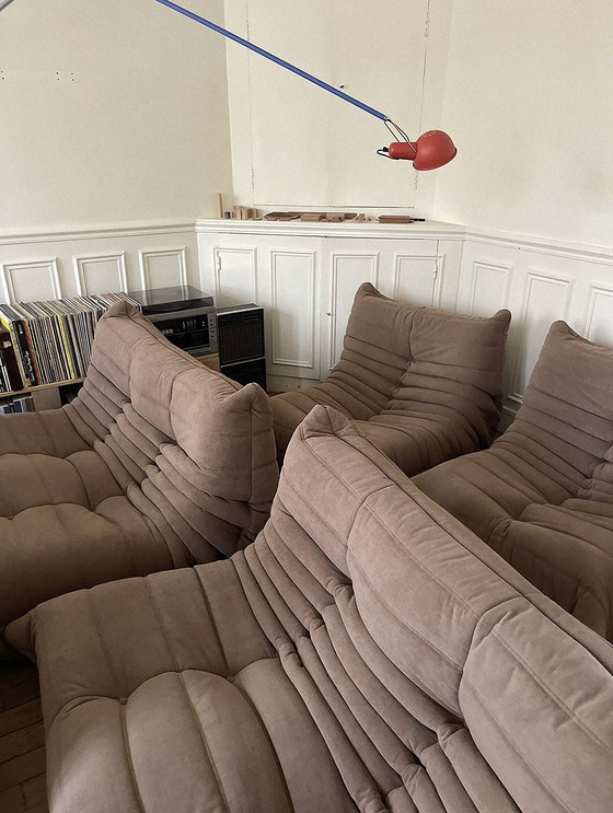 Image 1 of Togo 2 posti nocciola Ligne Roset