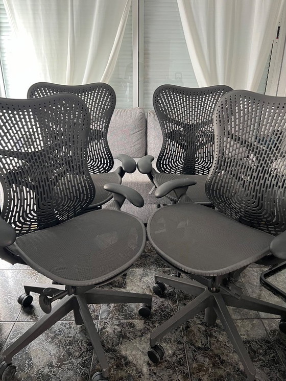 Image 1 of Sedia Herman Miller Mirra 2 / Sedia da ufficio