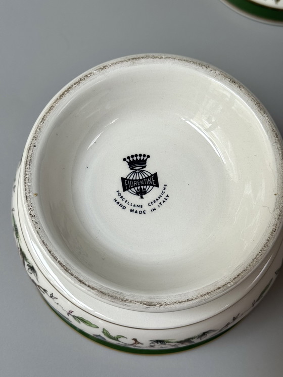 Image 1 of Fiorentine Italienische Porzellan Bonbonniere, handdekoriert, Vögel und Goldakzente