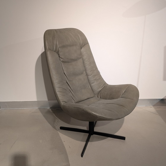 Image 1 of Gelderland 7405 swivel armchair