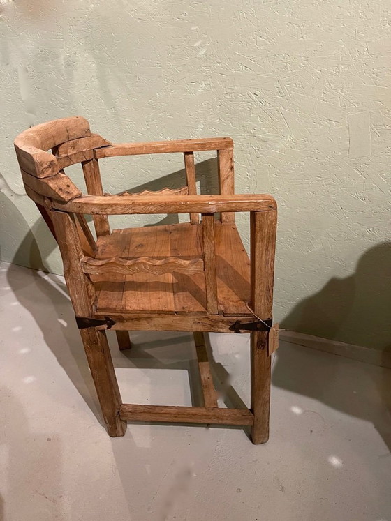Image 1 of Chaise coloniale ancienne, presque antique
