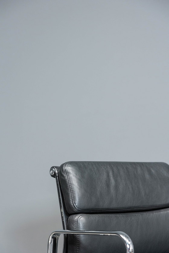 Image 1 of Eames Ea217 Softpad Office Chair