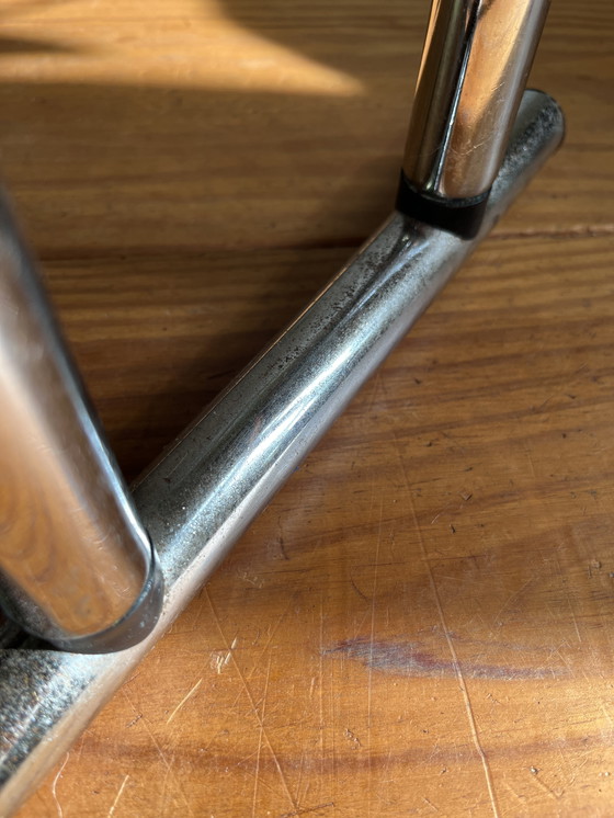 Image 1 of Scarpiera vintage con design a tubo cromato