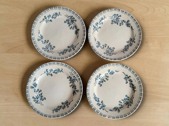 4 platos de loza, Grigny — modelo "Muguet" – Porcelain (photo 2 of 8)