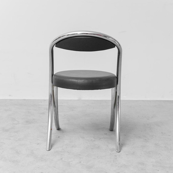 Image 1 of SET VAN 6 VINTAGE GIOTTO STOPPINO-STIJL STOELEN UIT DE JAREN 70 – VERCHROOMDE DESIGNERSTOELEN MET ZWART KUNSTLEER