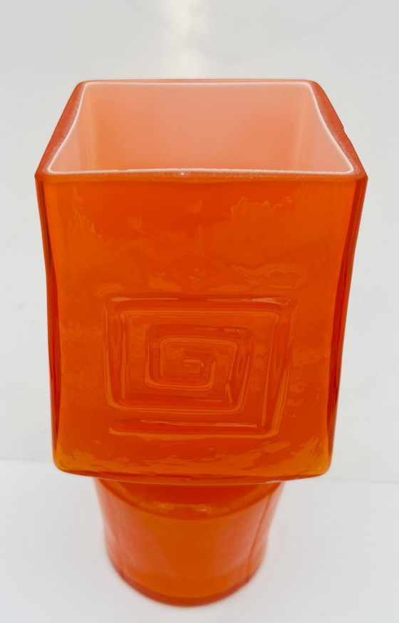 Image 1 of Retro Fans - Vaas - Jaren 60 - Fel Oranje -Fåglavik Glasbruk -Zweden