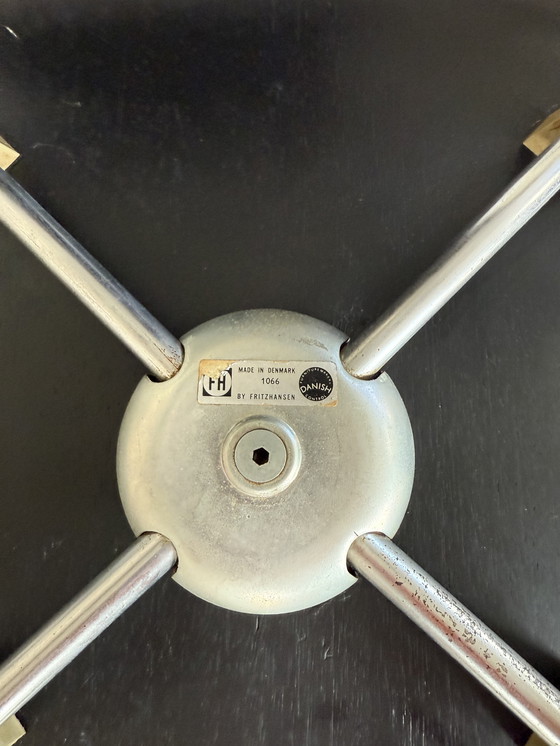 Image 1 of 8x Sillas Fritz Hansen negras