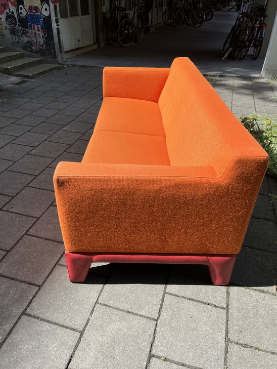 Pode Plot Bank von Design Duo – Orange/Rot – Sofas, Leather, Wool (photo 2 of 9)