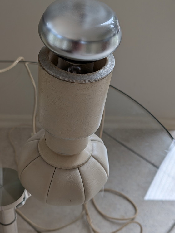 2 Designer Lamps Type 600 C Design Gino Sarfaffi – Table lamps, Aluminium, Leather (photo 3 of 9)