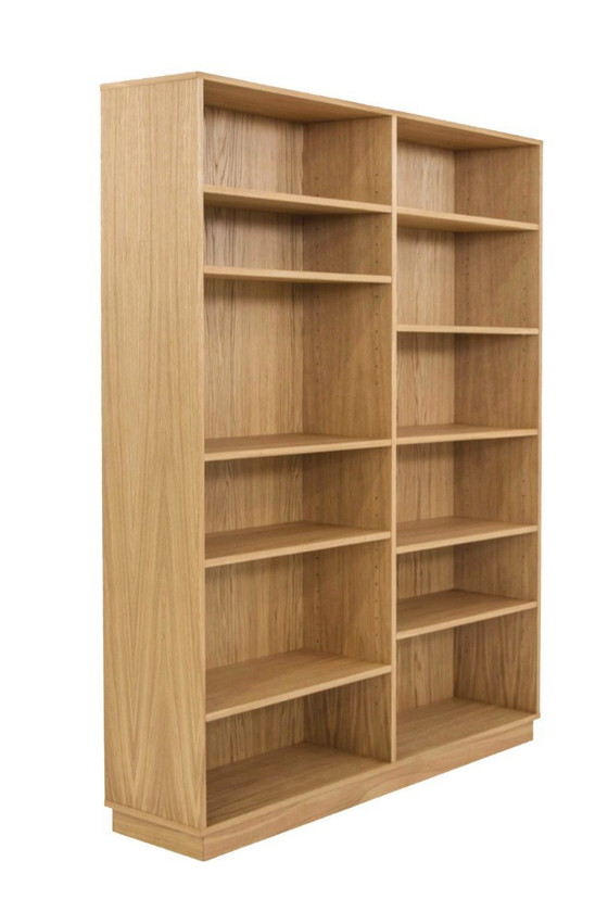 Image 1 of Librería alta de roble - R07