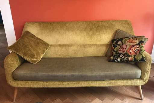 Stylish 50s-60s sofa