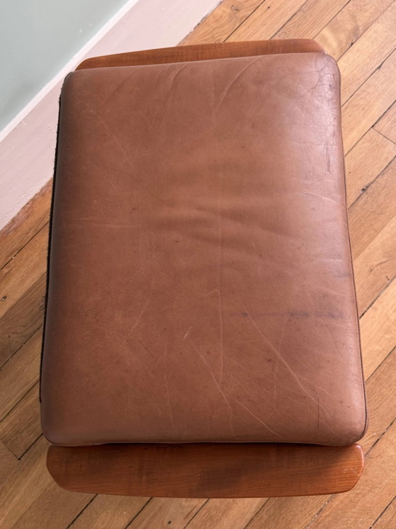Pouf vintage scandinavo in teak e pelle. – Poggiapiedi e pouf, Leather, Scandinavian (photo 5 of 9)