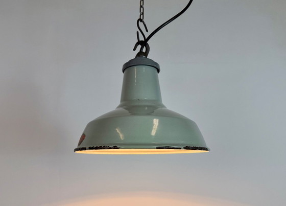 Image 1 of Industriële grijze geëmailleerde hanglamp van Thorlux uit de jaren 60.