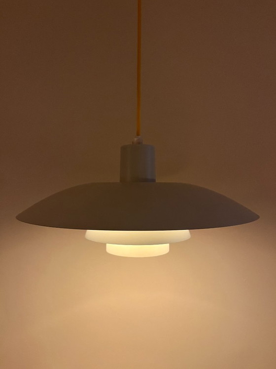 Image 1 of Vintage Louis Poulsen PH4/3 - Poul Henningsen - Danish design lamp - PH4 lamp