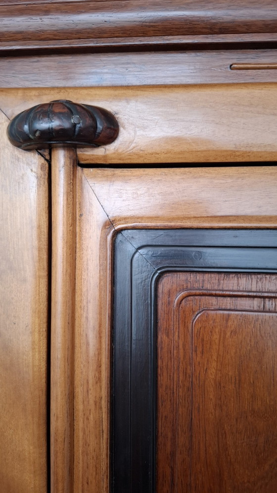 Armario chino antiguo - Madera maciza con herrajes de latón – Wood, Brass (photo 2 of 5)