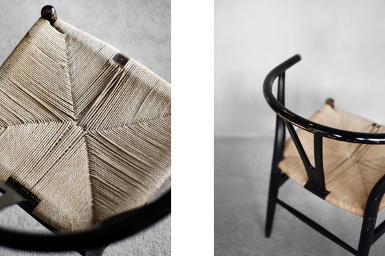 Image 1 of Vintage Mid-Century Danish Modern Oak CH24 Wishbone Chair by Hans J. Wegner for Carl Hansen & Søn, 1960s