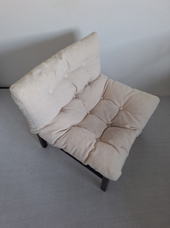 Poltrona in legno con cuscino teddy sfoderabile – Poltrone, Textile, Wood (photo 5 of 9)